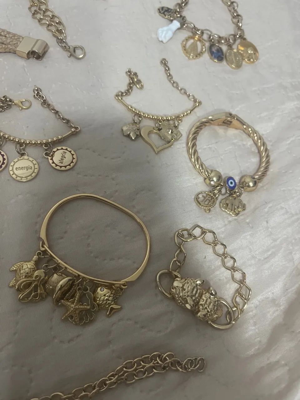Coleção de pulseiras variadas - Charmosas e elegantes! - Foto 2