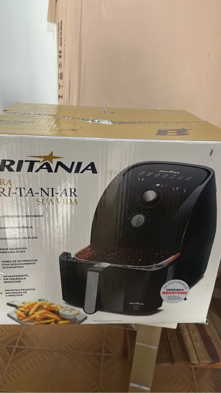 Fritadeira Elétrica Air Fryer Britânia 5.5L Redstone