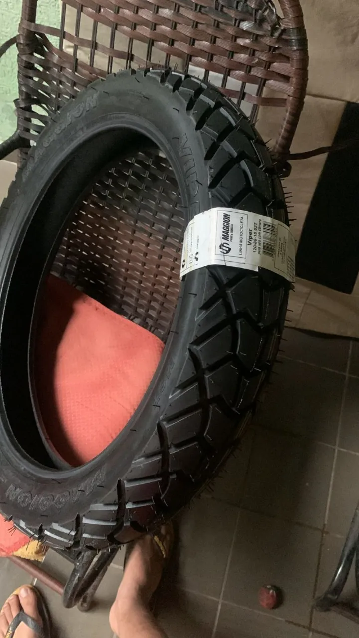 PNEU MAGGION VIPER 120/80 ARO 18