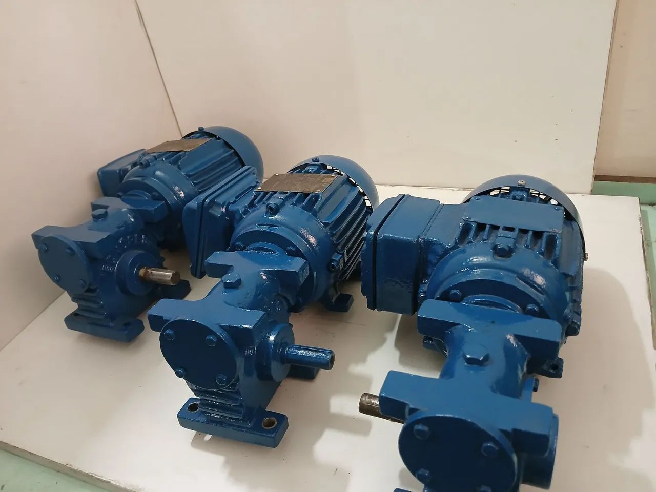 Motoredutor trifásico 0,25 cv redução 1:40 - Foto 4