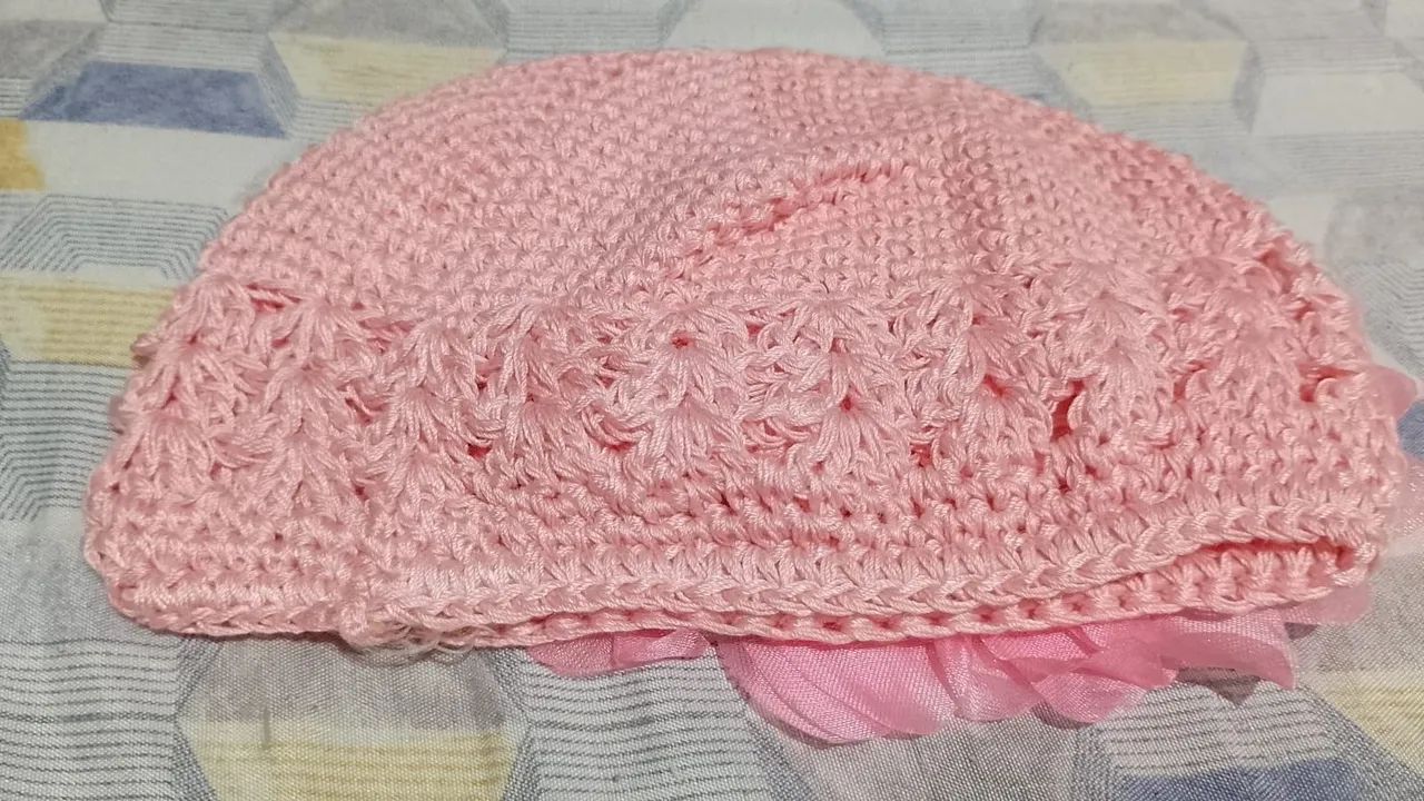 Chapéu de Crochê Rosa para Bebê Reborn 
