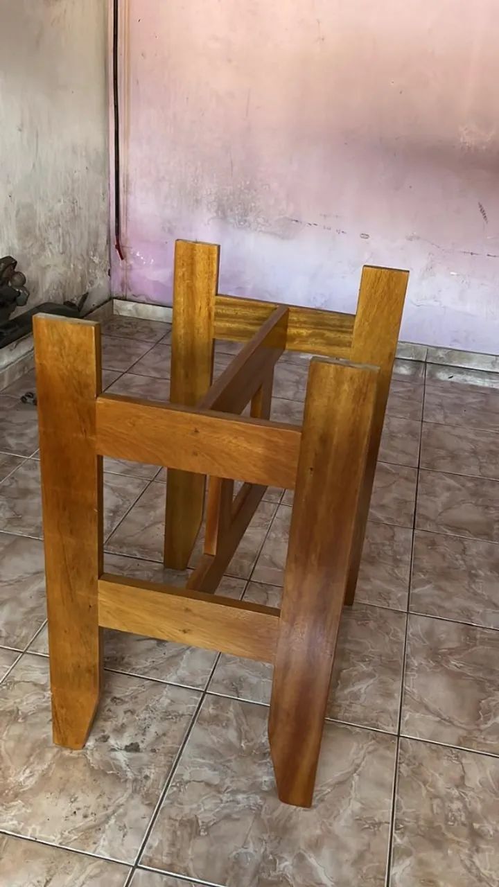 Pé de mesa novo em madeira tatajuba - Foto 2