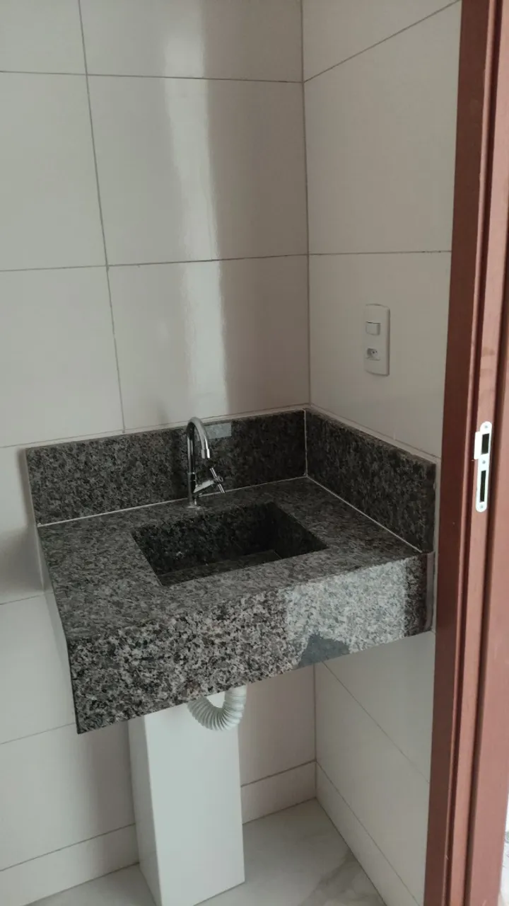 pia de banheiro e pia de cozinha