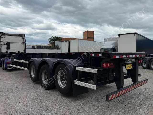 CARRETA RANDON PORTA CONTAINER- 2023