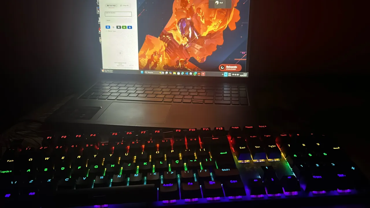 Teclado Gamer RGB Mecânico