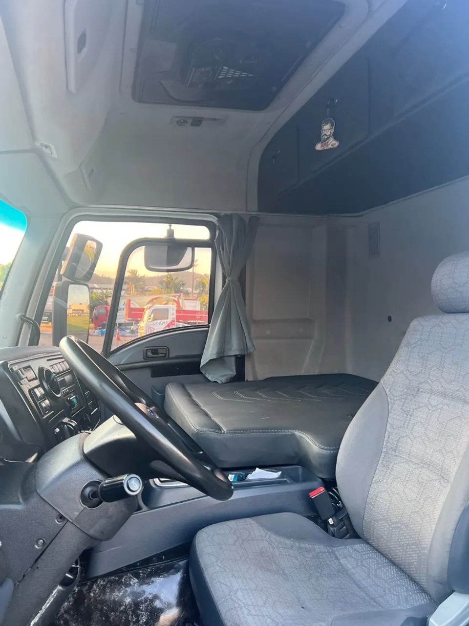 Vendo Ford cargo 3031 ano 2019  - Foto 8