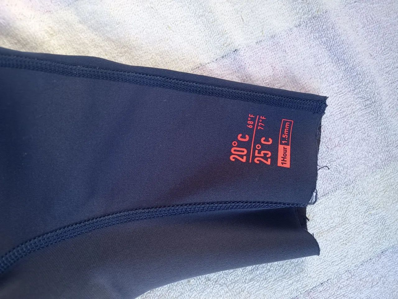 Roupa de Mergulho Curta Azul Marinho - Foto 3