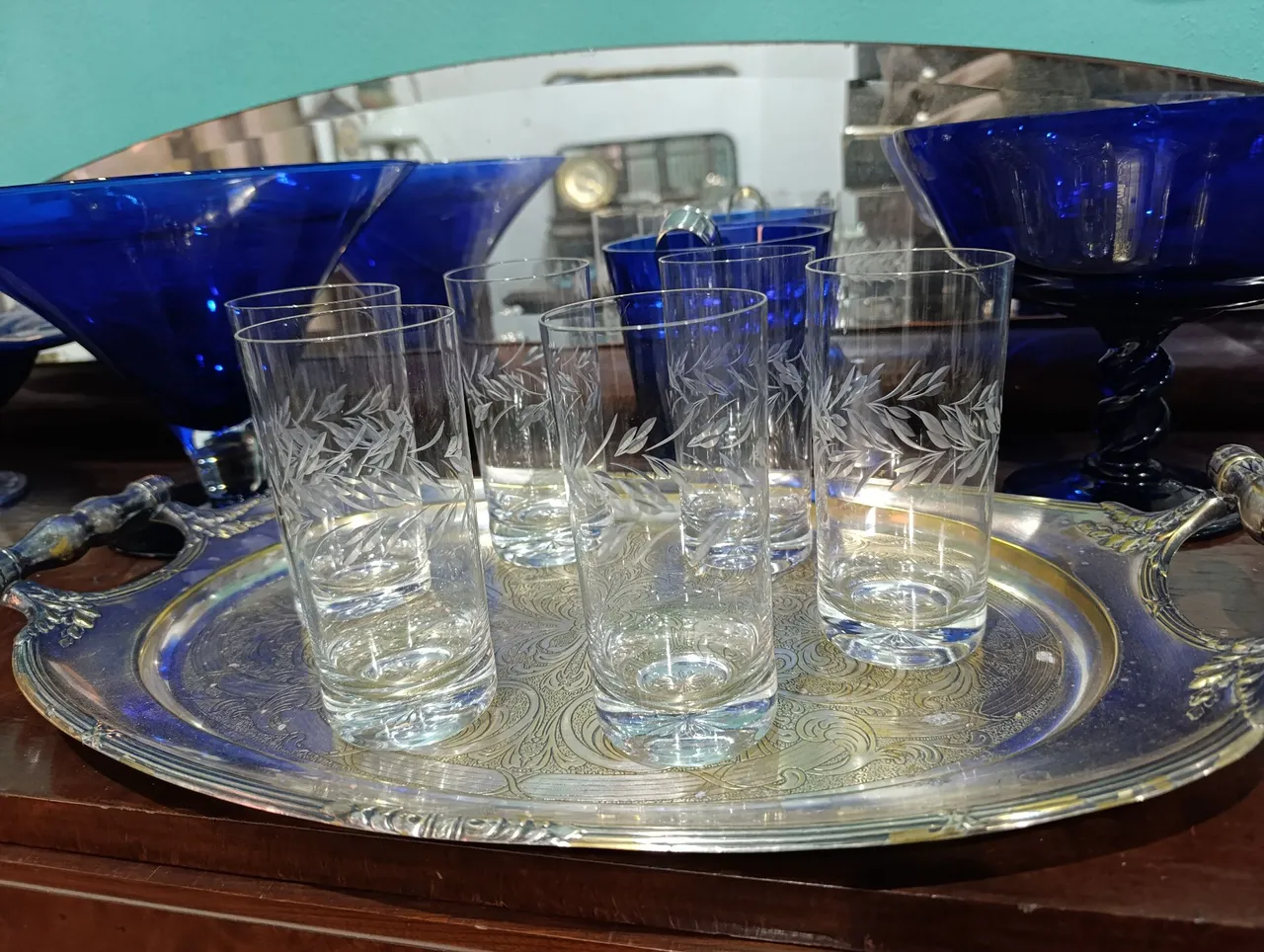 Conjunto de copos de cristal sem uso