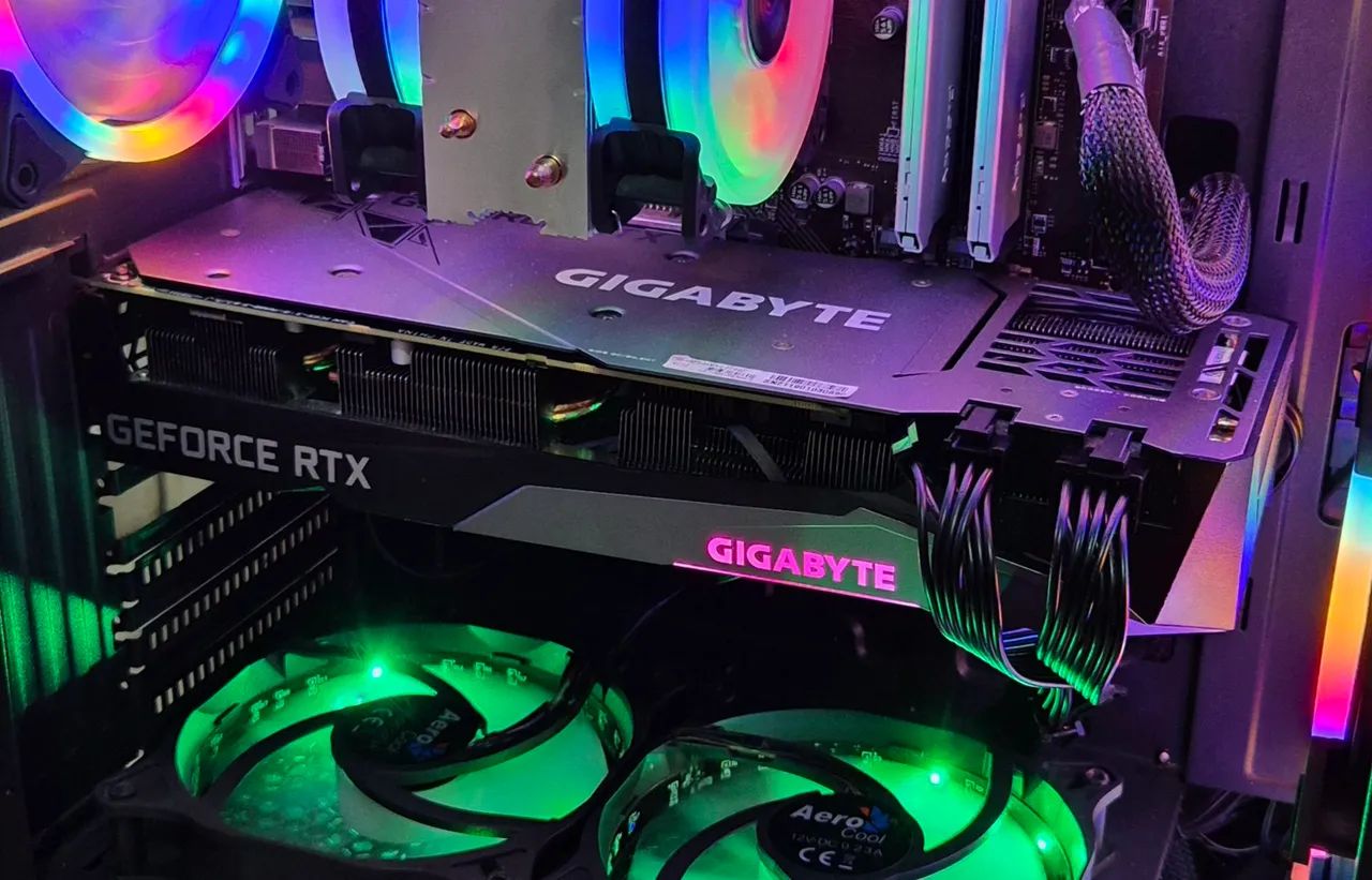 Placa de Vídeo Gigabyte GeForce RTX 3070 Gaming OC 8G. Aceito troca - Foto 2