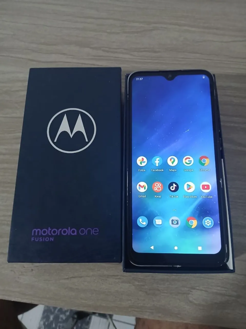 Celular Motorola one fusion