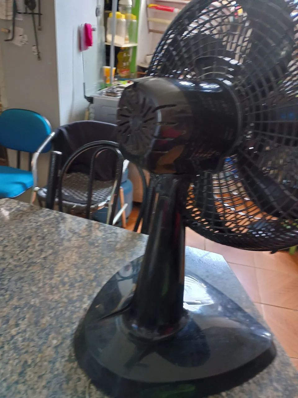 Ventilador de mesa grande64311999444354123