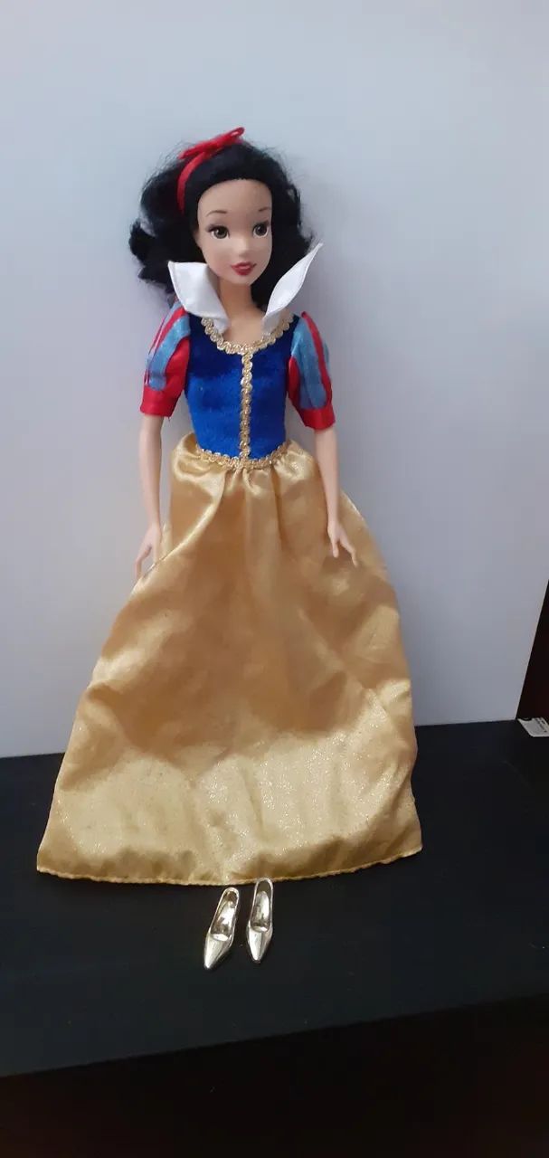 Boneca  Branca de Neve Disney