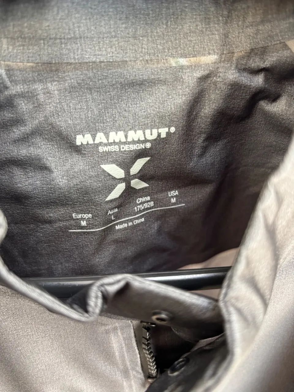 JAQUETA BOMBER MAMMUT ULTRALEVE M - Foto 5