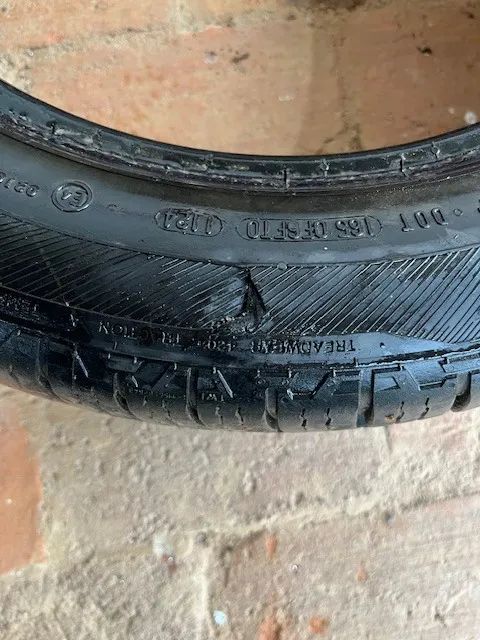 PAR PNEUS COM 5000 KM RODADOS BRAVURIS 4X4 225/55 R 18 98V 1 COM AVARIA E OUTRO SEM AVARIA - Foto 4