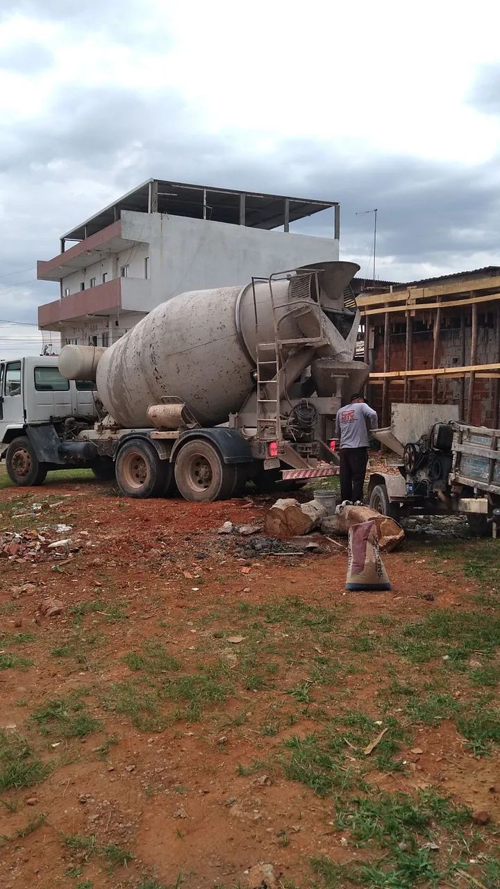Posti  para cerca  manillha  e laje e concreto64861552282882123