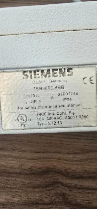 Botoeira Bimanual Siemens - Foto 3