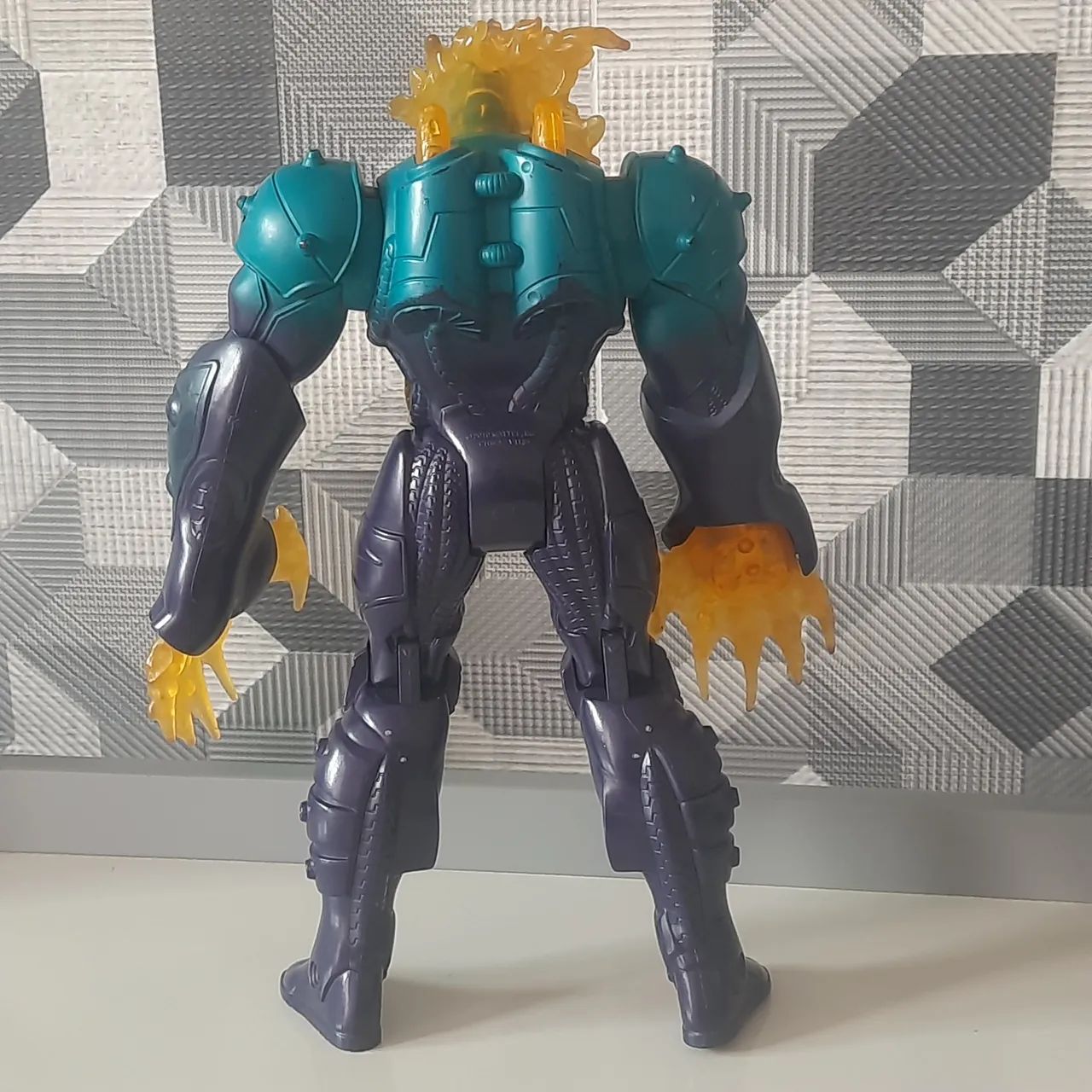 Boneco montro hothils  - Foto 2