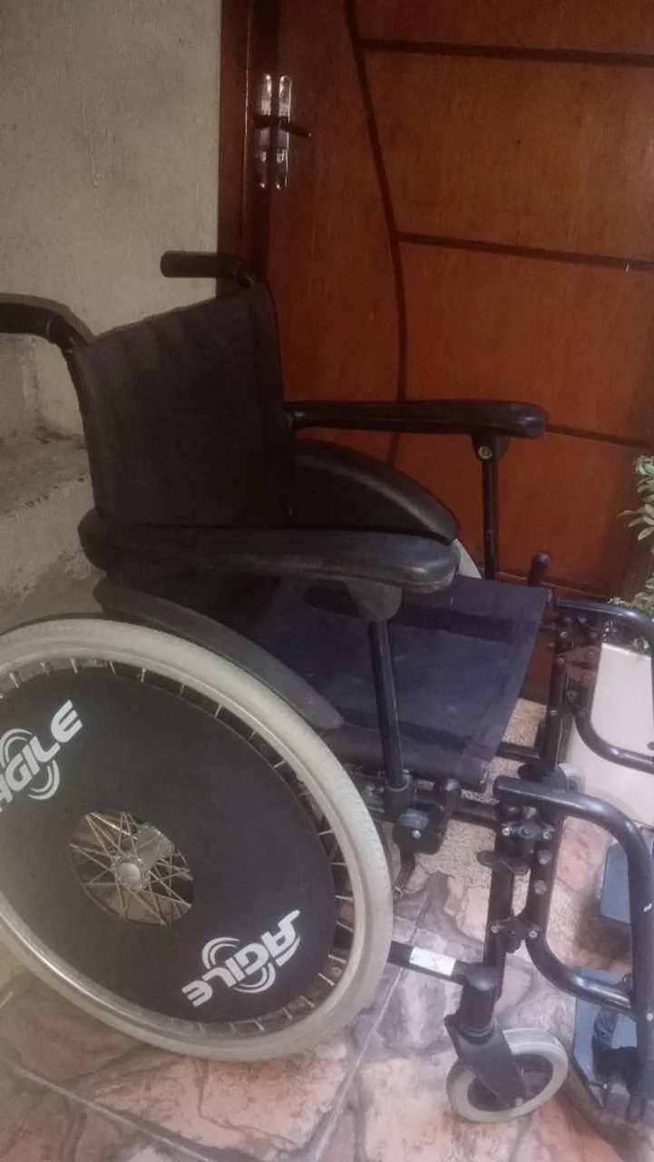 Cadeira de Rodas Agile