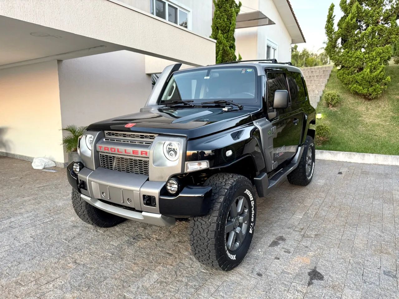 TROLLER T4 2015 