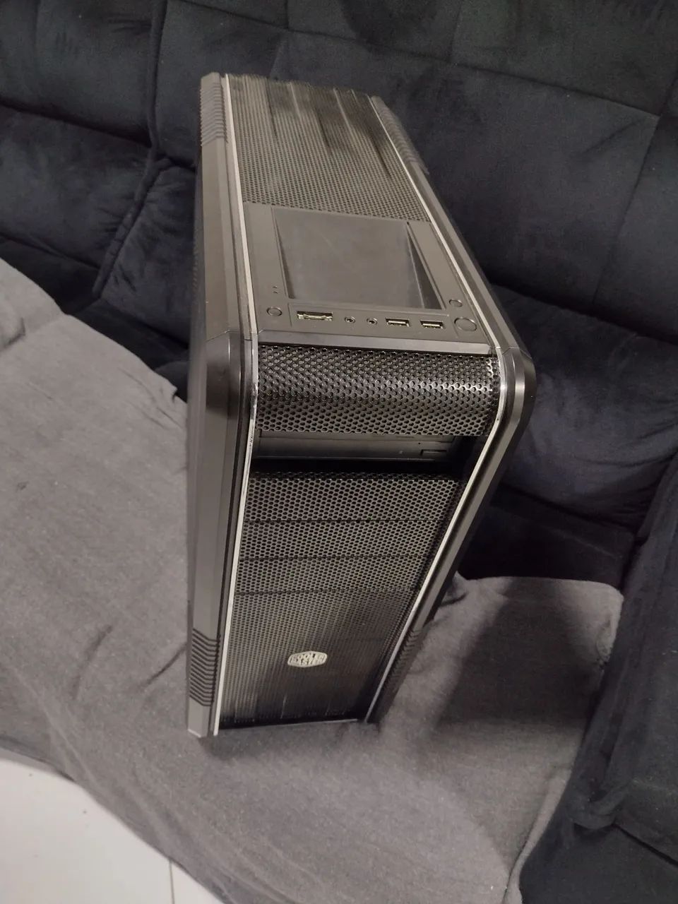 Gabinete Gamer Cooler Master