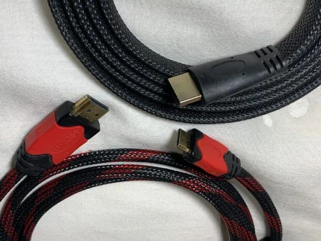 kit 2 Cabos HDMI com malha + 1 suporte de parede universal TV Monitor usados - Foto 4