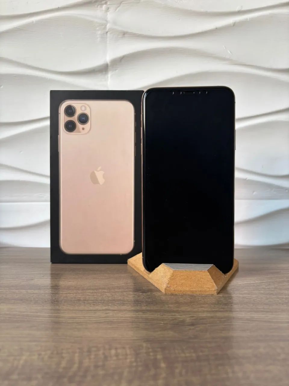 IPHONE 11 PRO MAX 256gb - Celulares e Smartphones - Zumbi dos