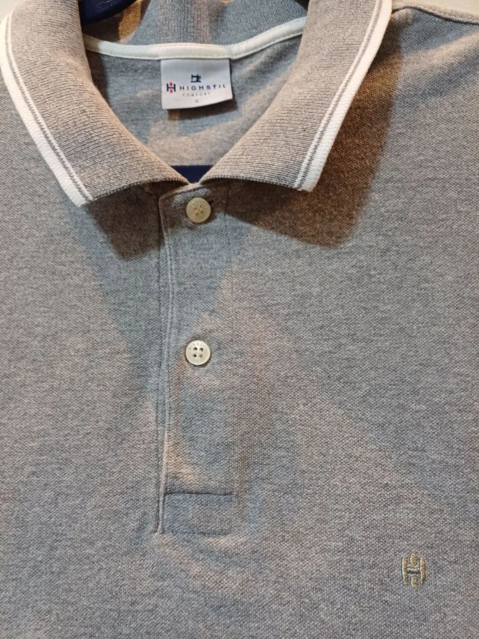Camisa Polo Highstil cinza semi-nova,  tam.G - Foto 2