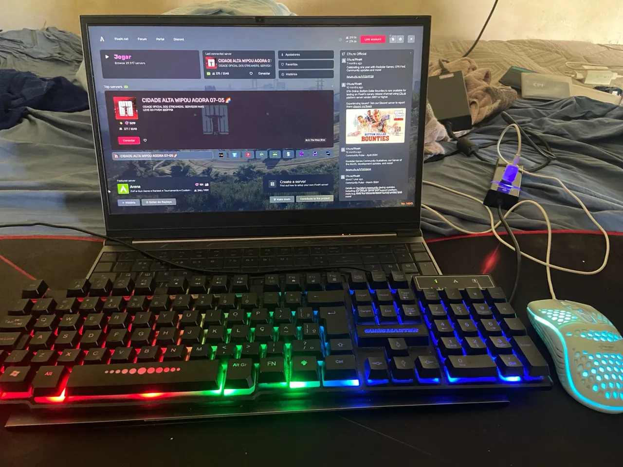 Notebook Gamer com Teclado RGB e Mouse