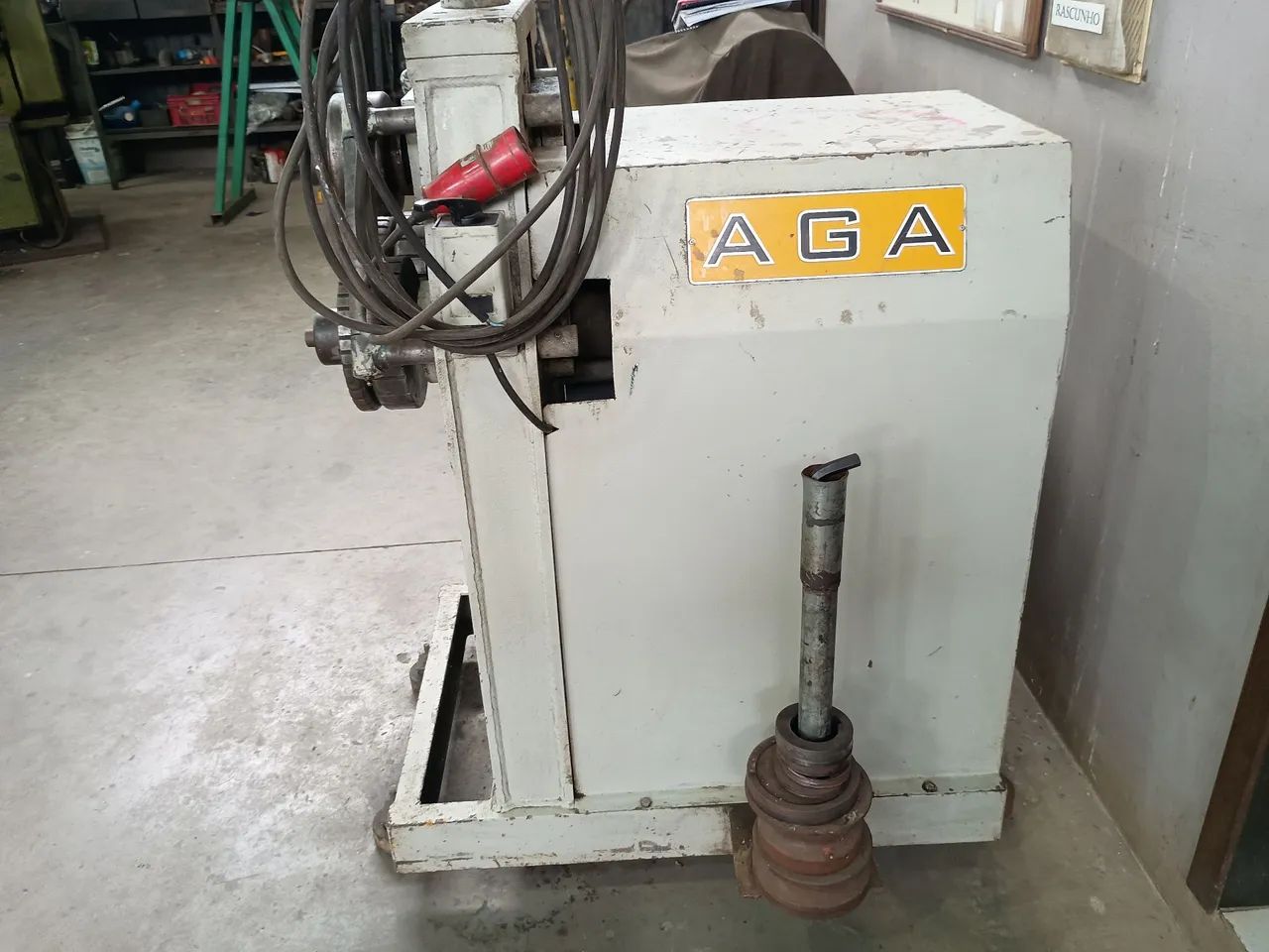 Dobradeira de Tubos Industrial AGA - Foto 2