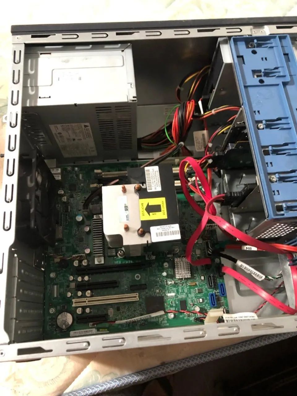 Servidor HP proliant ML110 G6 - Foto 2