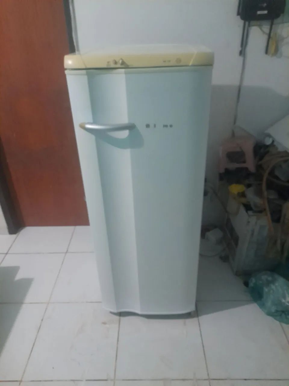 Vende-se geladeira Electrolux 