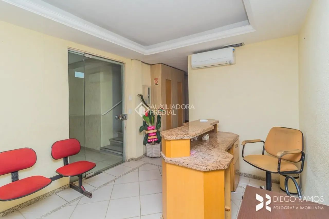 EXCELENTE SALA COMERCIAL NO CENTRO HISTÓRICO