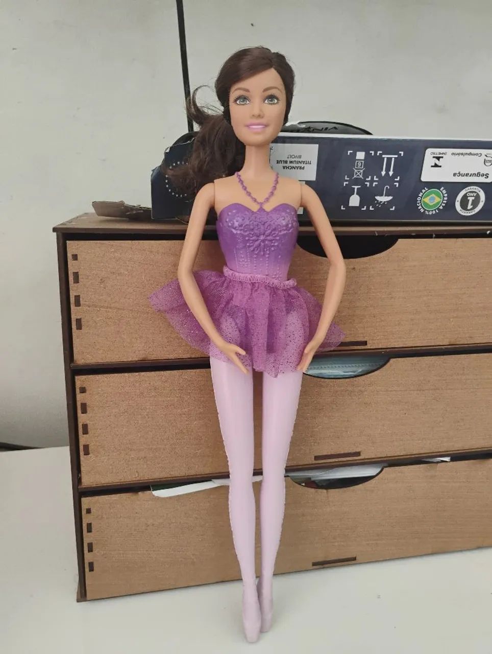 Boneca Barbie bailarina morena