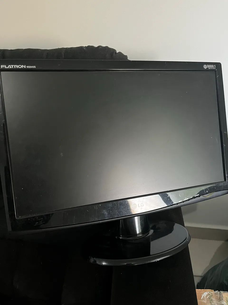 Tela LG 20? FLATRON W2043S-PF - Foto 2