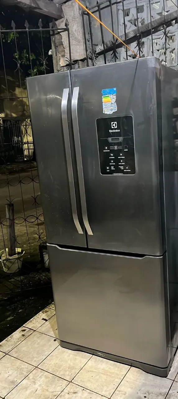 Geladeira Electrolux Side by Side fros fre gelando funcionando perfeitamente