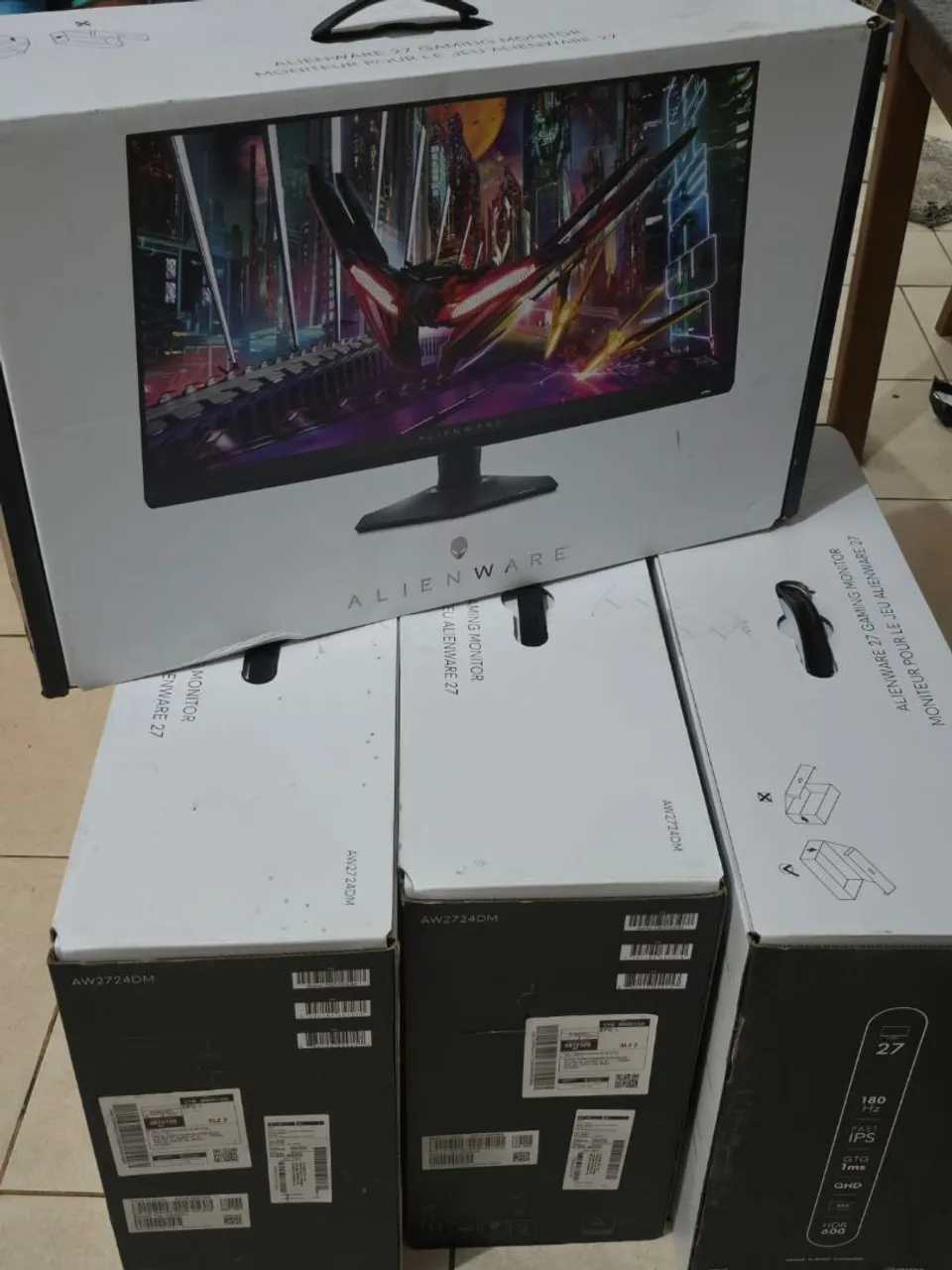 Monitor Gamer Alienware 27 AW2724DM (só venda local) - 180Hz - IPS