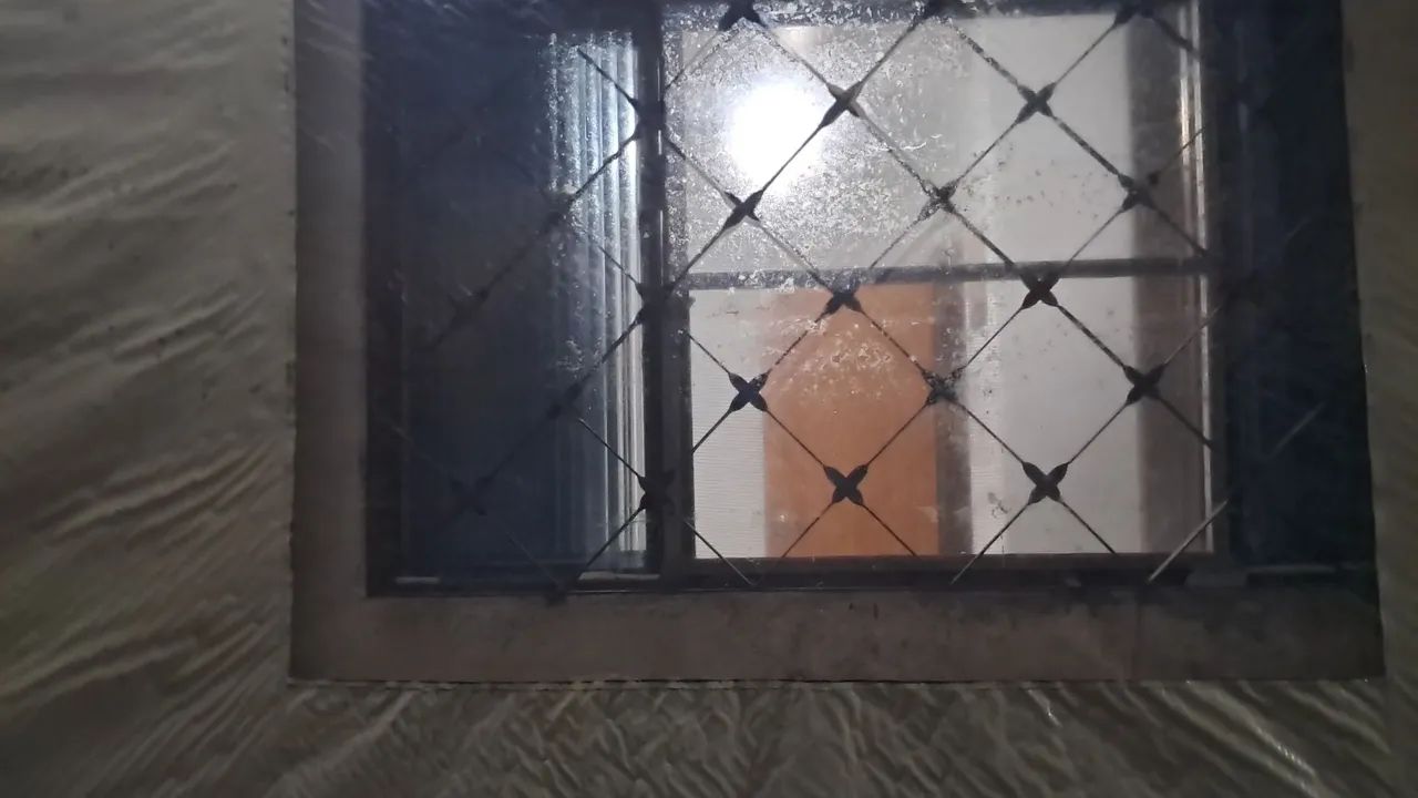 Vendo toldo de plástico grosso e resistente.  - Foto 5