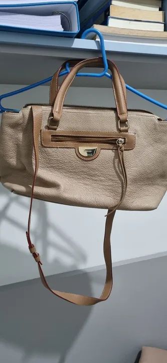 Bolsa de Ombro Bege Arezzo - Foto 4