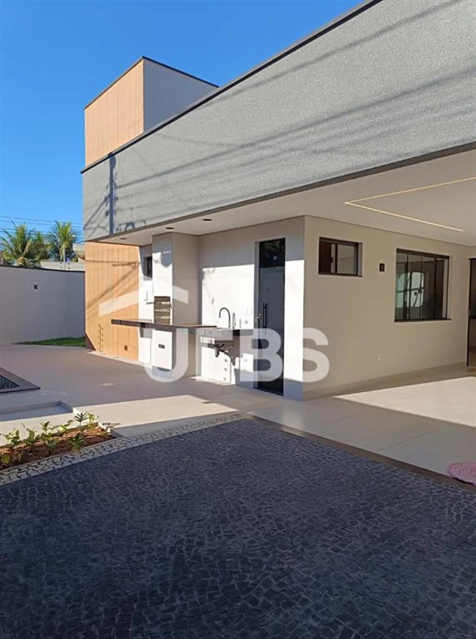 Casa 3 quartos na 307 sul