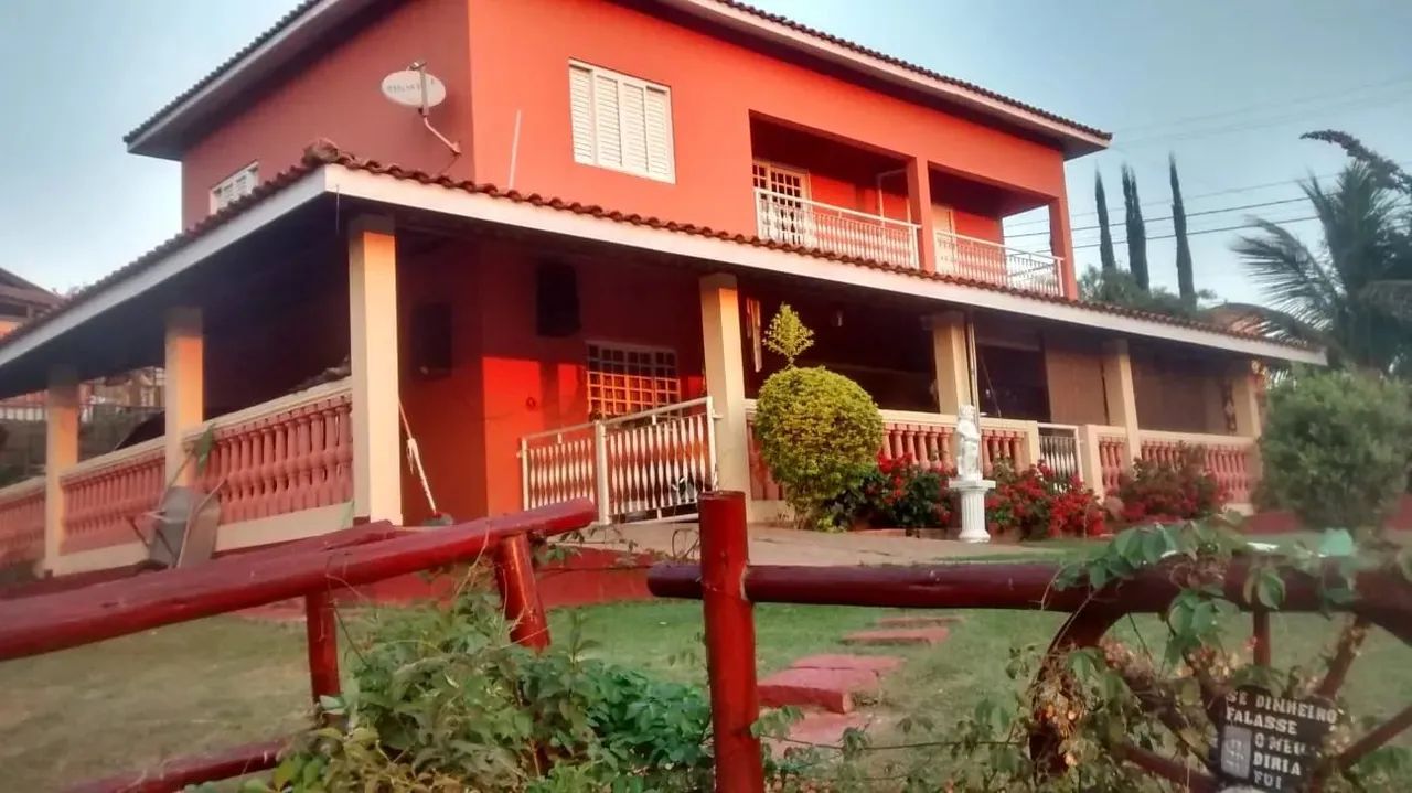 Chácara para Venda em Valinhos, Vale Verde, 4 dormitórios, 1 suíte, 5 banheiros, 4 vagas