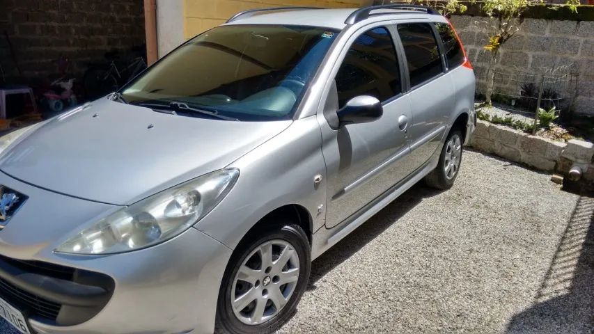 Peugeot 207 SW 1.4 Flex - Foto 3