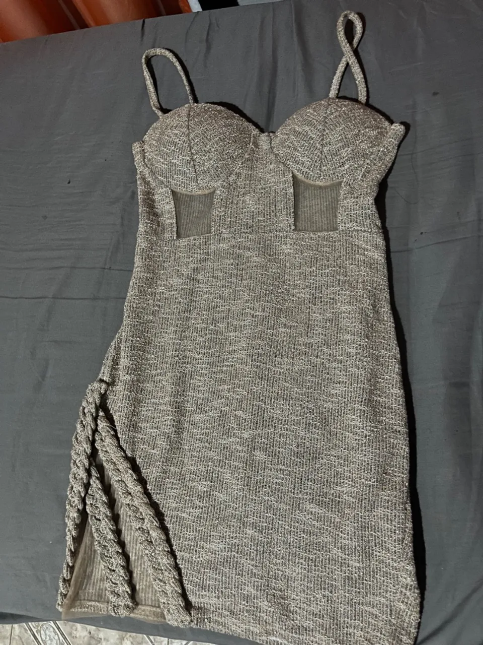 Vestido Com Detalhes Trançados