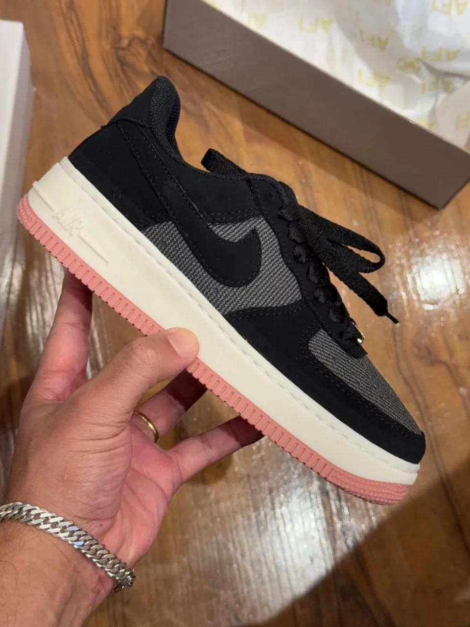 Tênis Feminino Preto Nike Air Force
