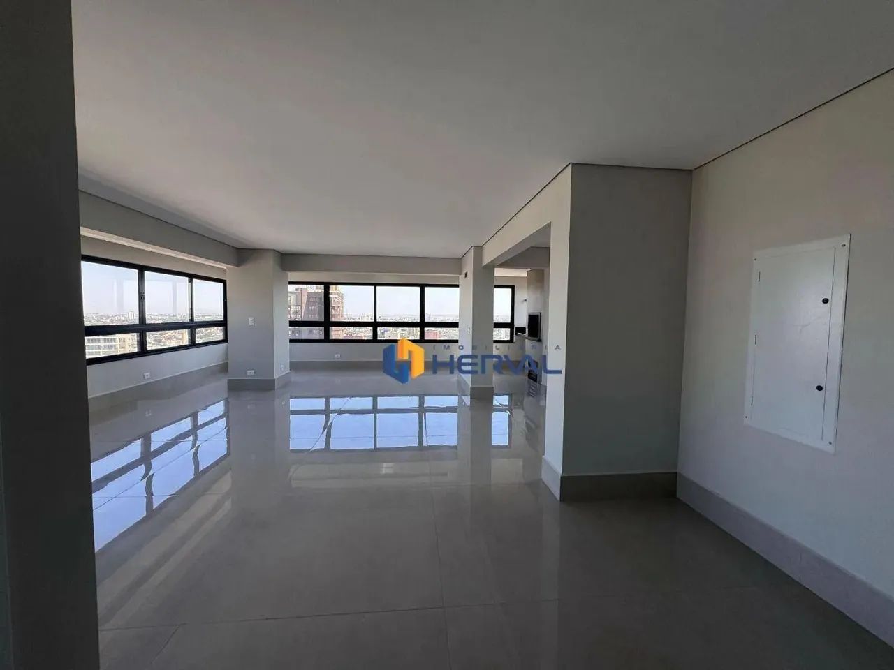 Apartamento com 4 suítes à venda, 194 m² por R$ 2.590.000 - Zona 01 - Maringá/PR