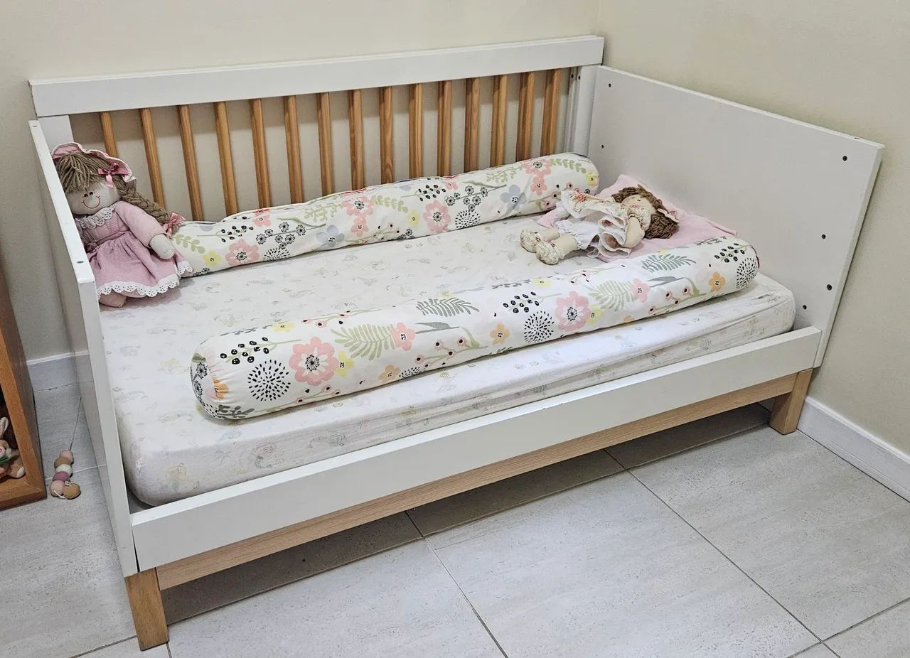 Berço Mini Cama Cozy ( Abracadabra ) Branco com Carvalho - Foto 2