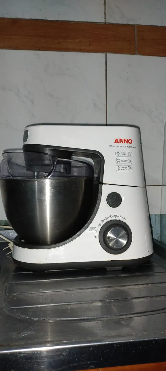 Batedeira Planetária Arno Deluxe