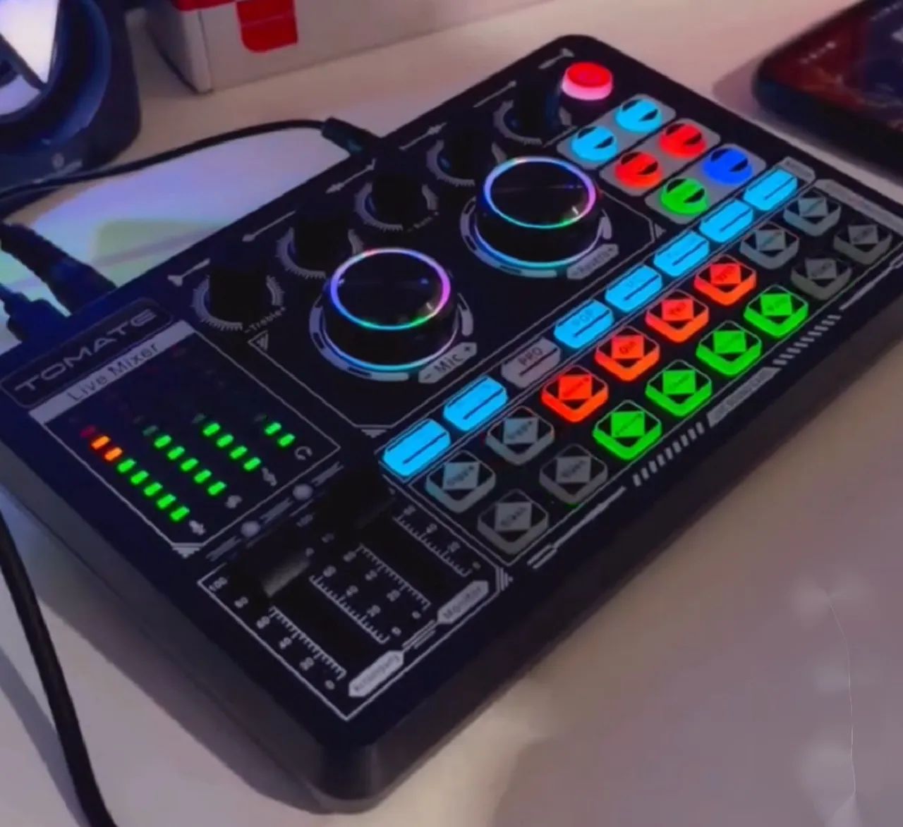 Mini mesa de som64529514865027120