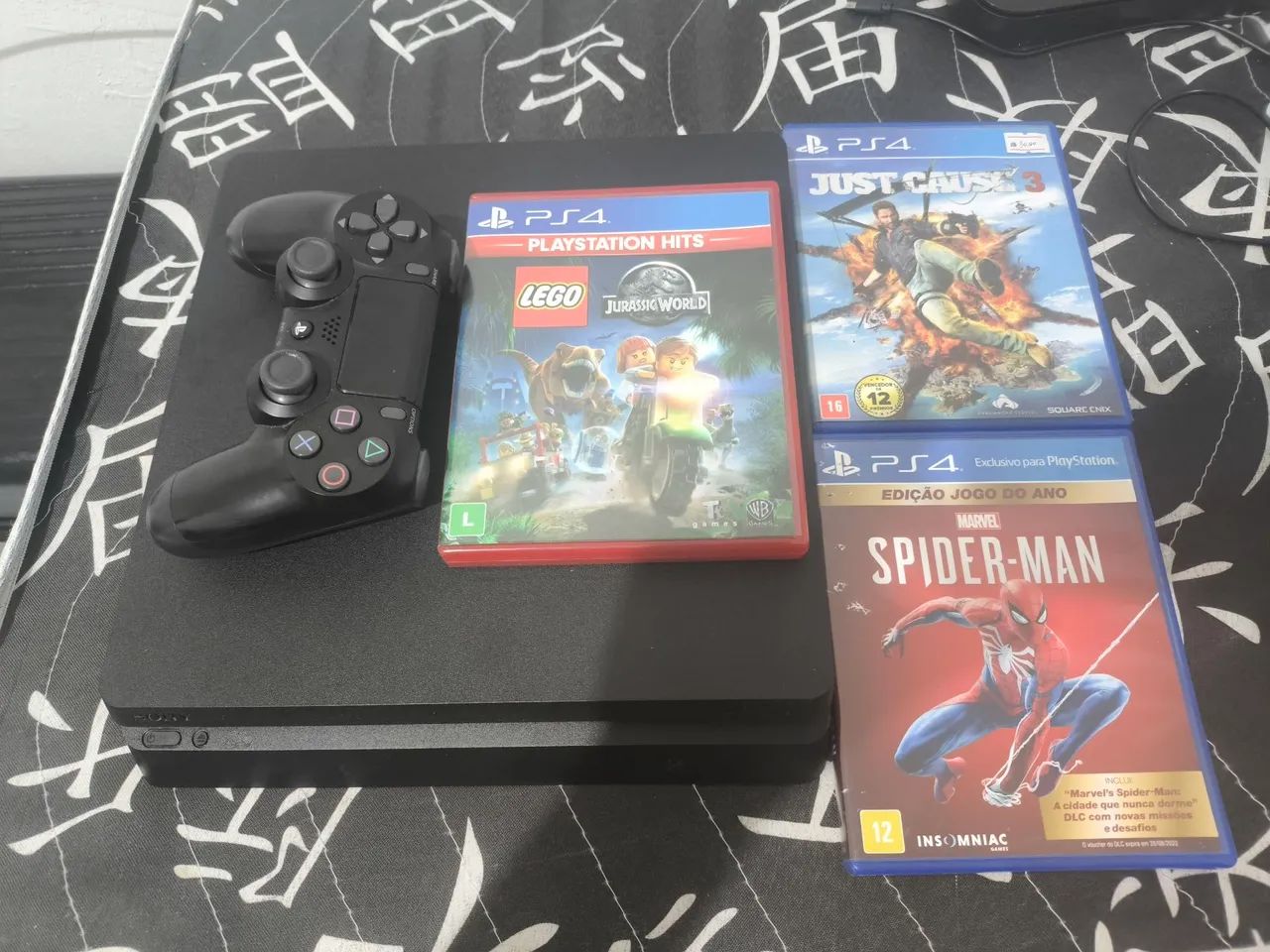 PS4 1tb com jogos e controle 
