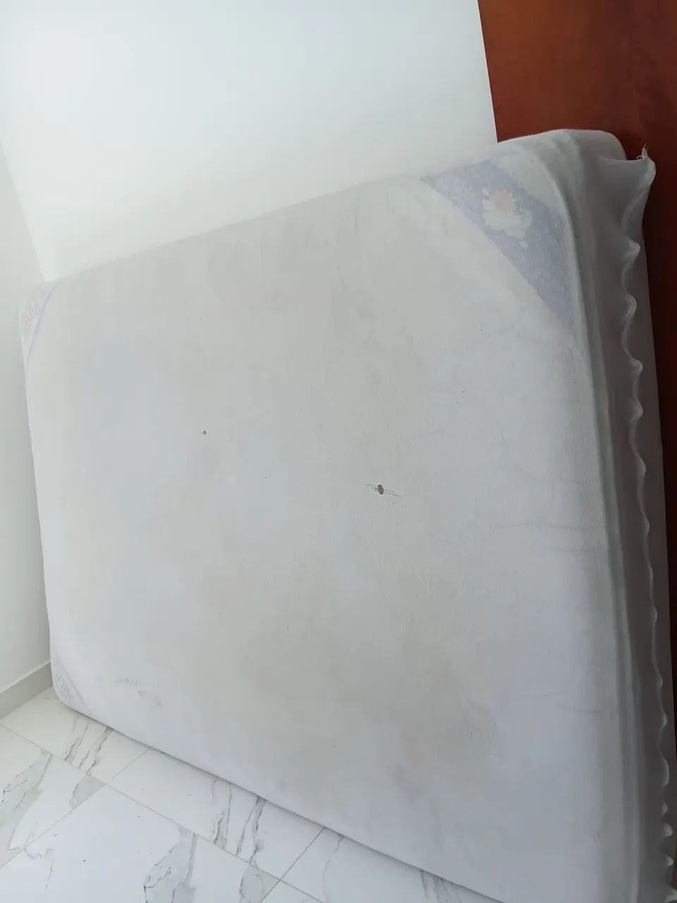 Estou doando um colchão  de casal