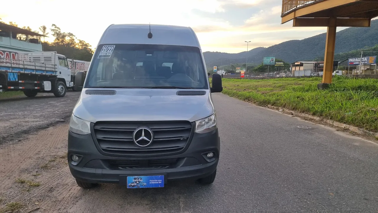 MB splinter modelo 416 P16 lugares ano 2022